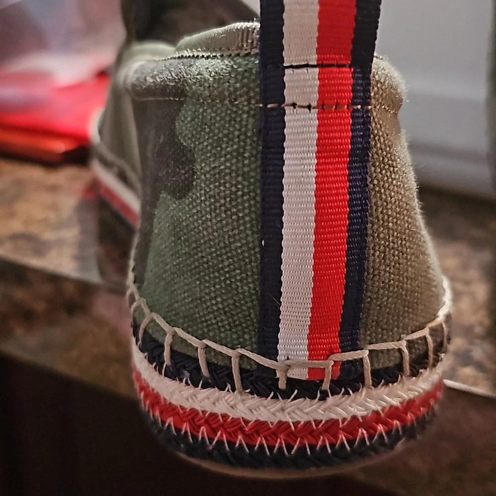 Tommy Hilfiger Canvas shoes